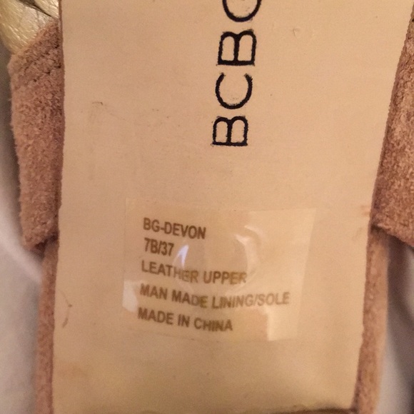 BCBGeneration Gold heels - Picture 6 of 9